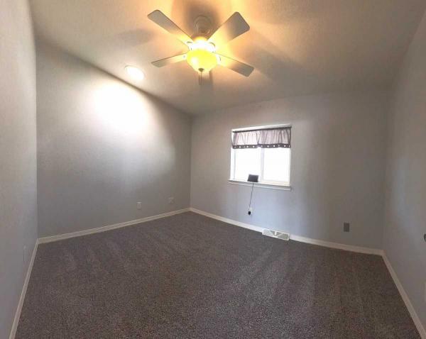 2003 Skyline Oak Manor Manufactured Home