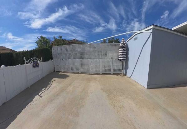 2003 Skyline Oak Manor Manufactured Home