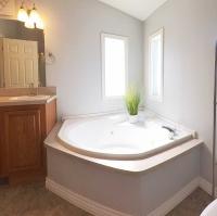 2003 Skyline Oak Manor Manufactured Home