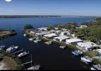 1990 Palm Harbor CC FLMH 3BD/2BA Manufactured Home