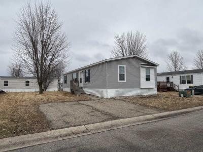 Mobile Home at 1994 Lancelot Lane North Mankato, MN 56003