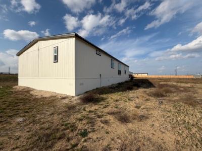 Photo 5 of 24 of home located at 149 Castellana Way Elgin, TX 78621