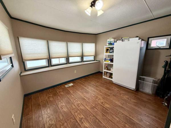 1972 Park Estate Mobile Home