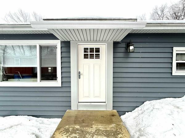 1972 Park Estate Mobile Home