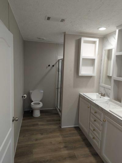 Photo 3 of 28 of home located at 303 Mercury Dr Madison, AL 35758