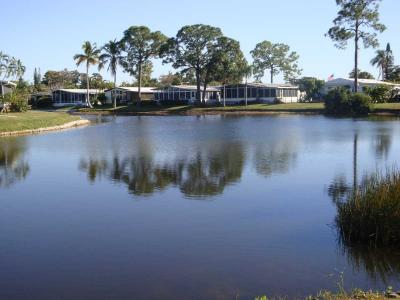 Photo 5 of 9 of home located at 1623 W. Mt. Vernon Lane Naples, FL 34110