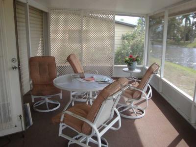 Photo 3 of 9 of home located at 1623 W. Mt. Vernon Lane Naples, FL 34110