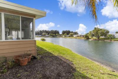 Photo 3 of 8 of home located at 7300 20th St. Lot 504 Vero Beach, FL 32966