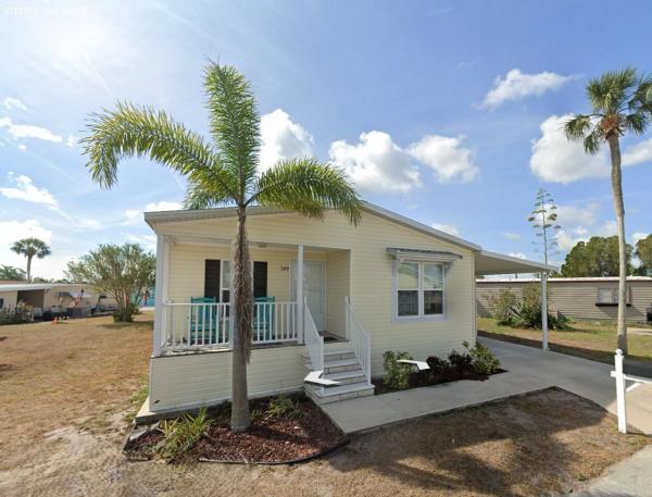 Photo 1 of 2 of home located at 309 Holland St Ellenton, FL 34222
