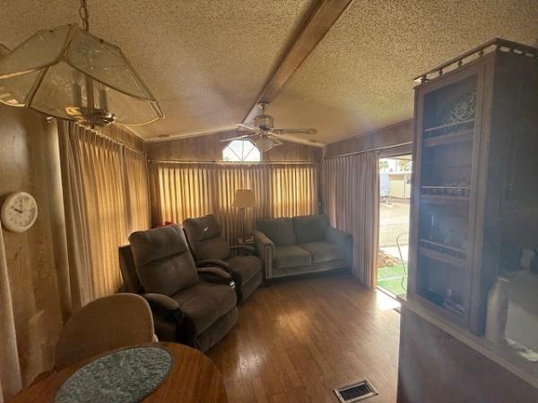 1987 Park Manufactured Home