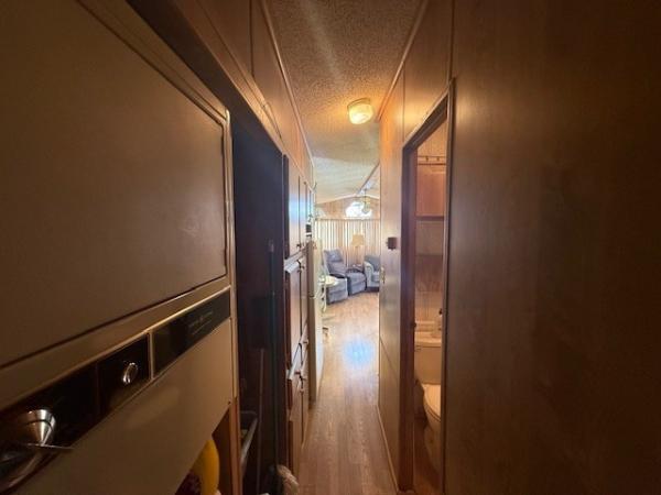 1987 Park Manufactured Home