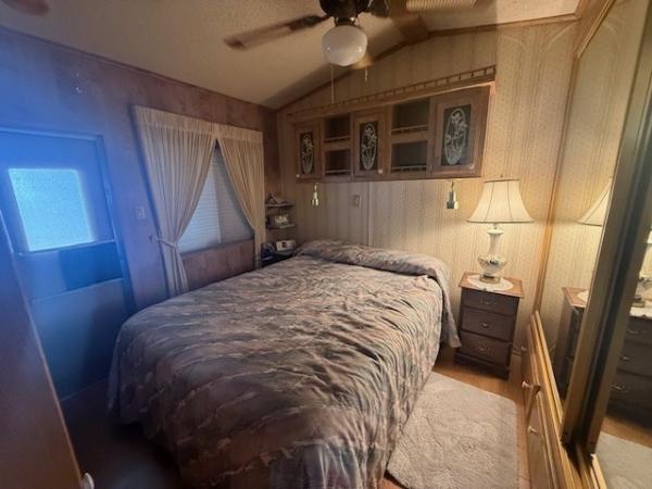 1987 Park Manufactured Home