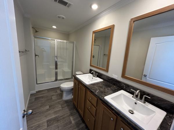 2023 Clayton 27SUN28522A Mobile Home