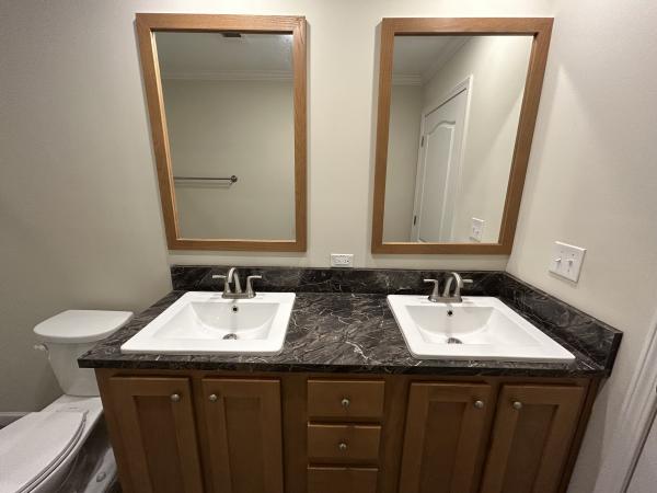 2023 Clayton 27SUN28522A Mobile Home