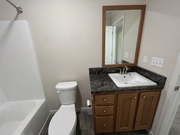 2023 Clayton 27SUN28522A Mobile Home