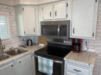 1988 Skyline Manufactured Home