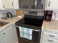 1988 Skyline Manufactured Home