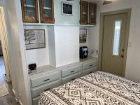 1988 Skyline Manufactured Home