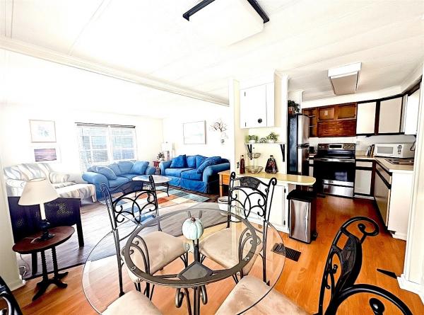 1980 BRIG UNKNOWN Mobile Home