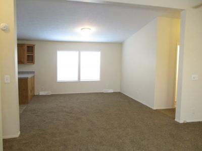 Photo 2 of 9 of home located at 43568 Clementine Dr Clinton Township, MI 48036