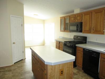 Photo 3 of 9 of home located at 43568 Clementine Dr Clinton Township, MI 48036