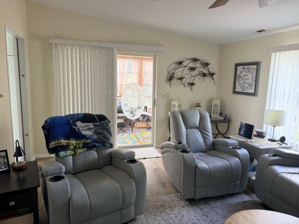 1998 Homes of Merit Mobile Home