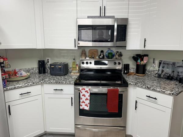 1998 Homes of Merit Mobile Home