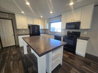 Photo 4 of 10 of home located at 153 Dew Drop Cove Kyle, TX 78640