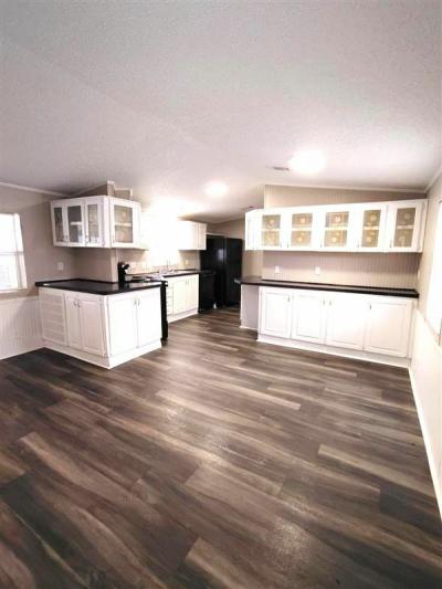 Mobile Home at 4055 Canary Palm Circle Lot 105 Plant City, FL 33566