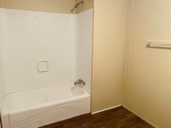 2005 Fleetwood Anniversary Mobile Home