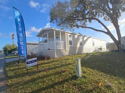 Photo 3 of 20 of home located at 1016 Century Drive Wildwood, FL 34785