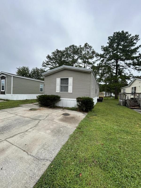 Photo 1 of 2 of home located at 2081 Chaffee Rd Lot #90 Jacksonville, FL 32221