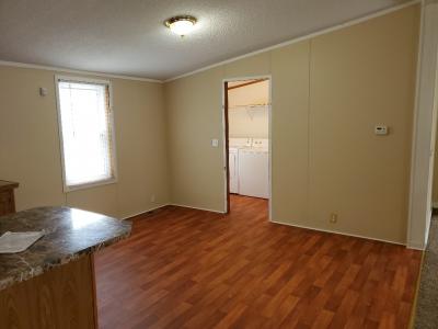 Photo 5 of 10 of home located at 39173 Montana Dr Romulus, MI 48174