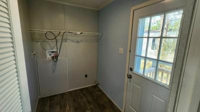 Photo 5 of 17 of home located at 6539 Townsend Rd, #263 Jacksonville, FL 32244