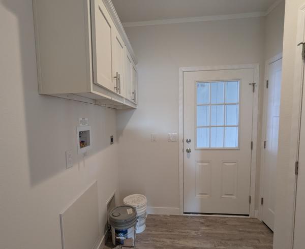 2025 Skyline L9G865 Mobile Home