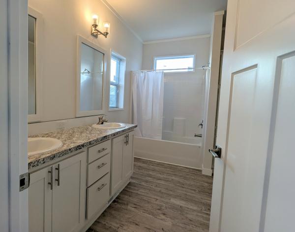 2025 Skyline L9G865 Mobile Home