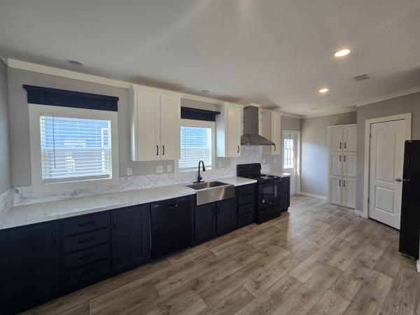 2025 Palm Harbor 330SA30524H Mobile Home