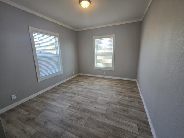 2025 Palm Harbor 330SA30524H Mobile Home