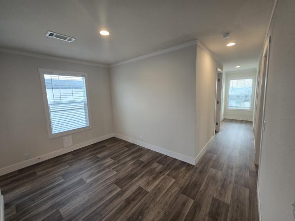 2025 Clayton 52TEM28604B (4B) Mobile Home