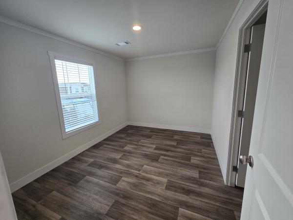 2025 Clayton 52TEM28604B (4B) Mobile Home