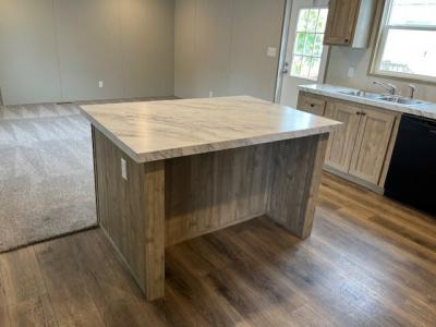 Photo 4 of 30 of home located at 10610 East St Rt 762 #165 #165B Lockbourne, OH 43137