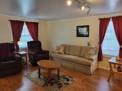 Photo 2 of 17 of home located at 39729 Cog Hill Loop #94 Zephyrhills, FL 33542