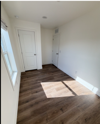 Photo 5 of 11 of home located at 3601 E Wyoming Ave #411 #411 Las Vegas, NV 89104