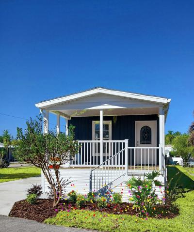 Mobile Home at 15 Hopetown Rd Micco, FL 32976