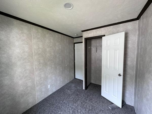 2024 Fairmont 430LE16663C Mobile Home