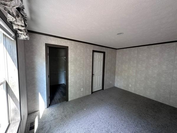 2024 Fairmont 430LE16663C Mobile Home