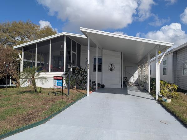 1999 HOMES OF MERIT Mobile Home For Sale