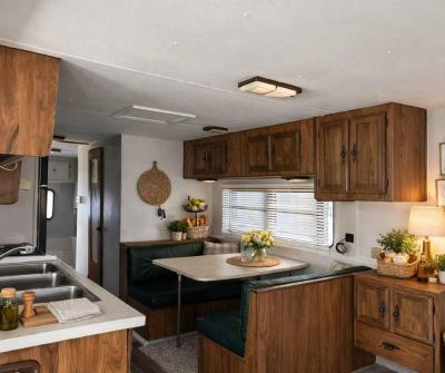 Photo 3 of 14 of home located at 17031 Us-301 #27 Dade City, FL 33523