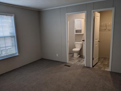 Photo 5 of 10 of home located at 517 Washington Belleville, MI 48111