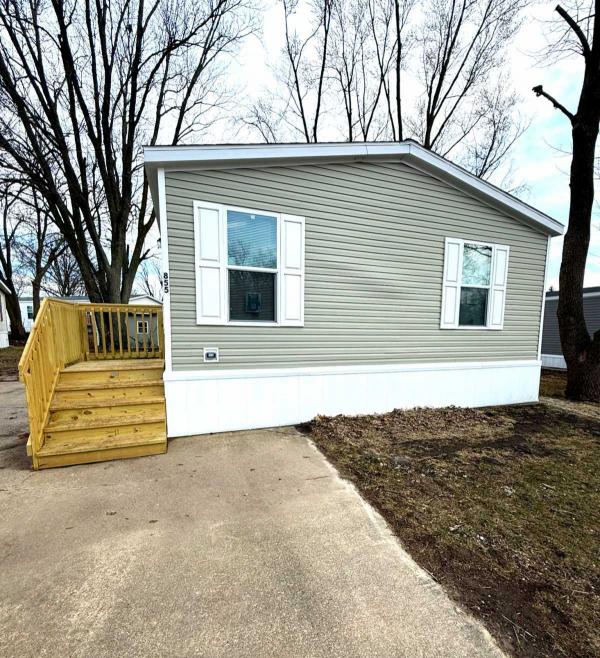 Photo 1 of 2 of home located at 855 1st St., Normal, IL 61761